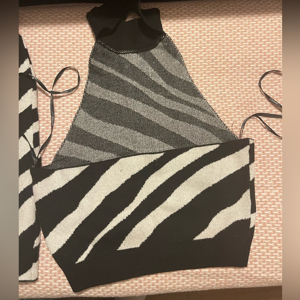 2pc skirt set - Picture 5 of 6